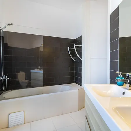Alegria By Hill Apartment Lisbon