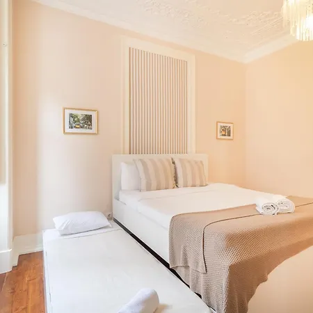 Alegria By Hill Apartment Lisbon