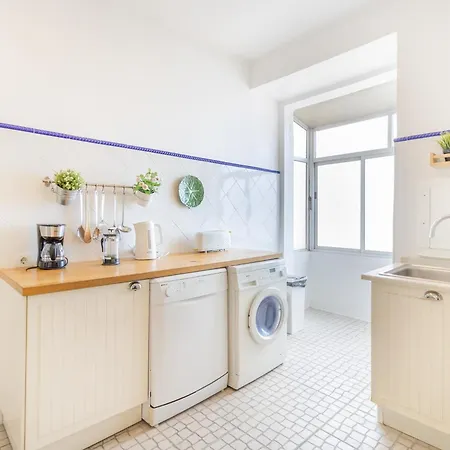 Alegria By Hill Lisboa